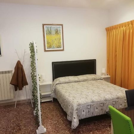Apartment Urbino 33 Rome Extérieur photo