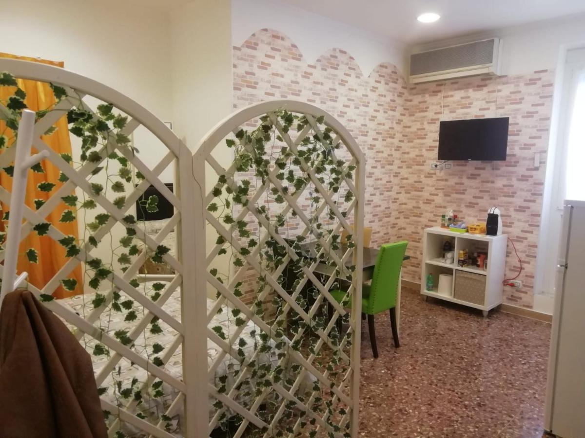 Apartment Urbino 33 Rome Extérieur photo